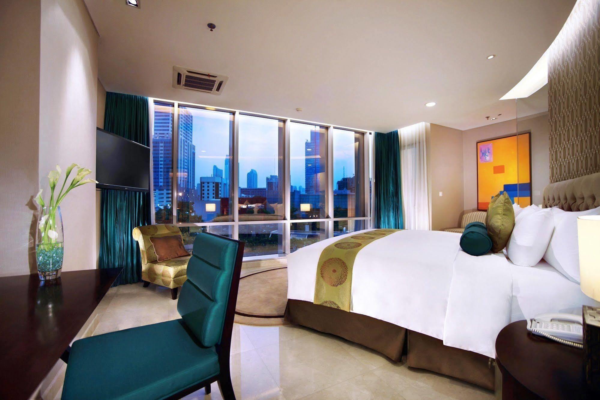 The Grove Suites By Grand Aston Cakarta Dış mekan fotoğraf